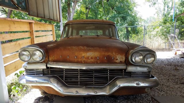 1958 Studebaker Commander - photo 2
