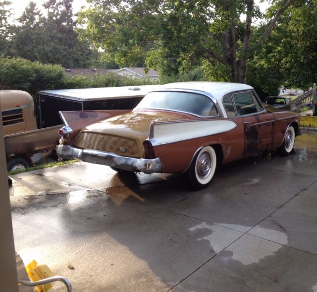 1958 Studebaker Goldenhawk - photo 2