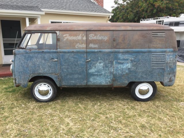 1958 Volkswagen Logo'd DD Bus, Original paint Genuine 83,000 miles unmolested VW 1958 Volkswagen Bus/Vanagon