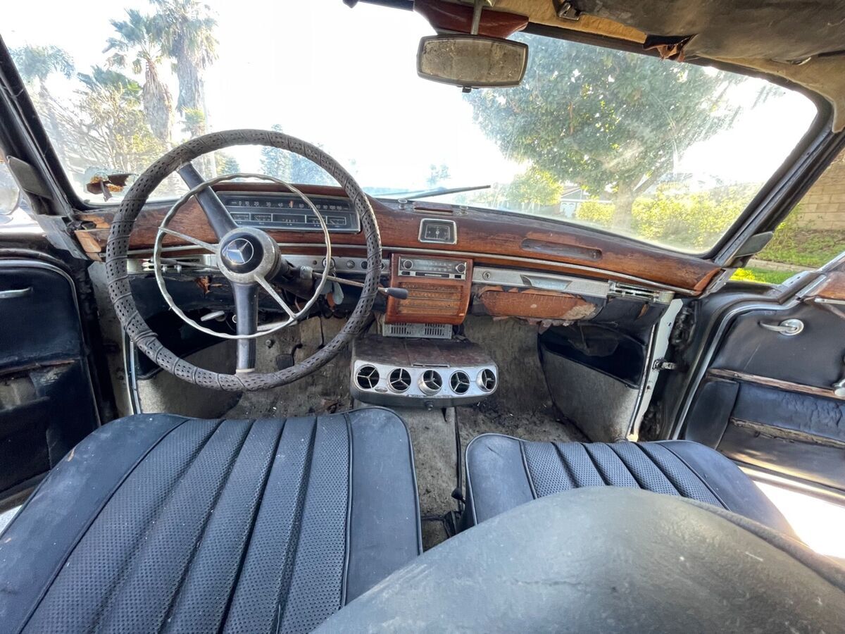 1959 Mercedes-Benz 200-Series - photo 11