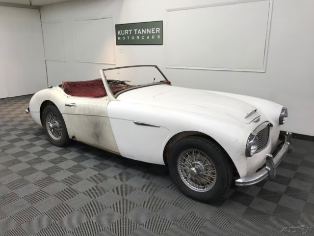 1959 AUSTIN HEALEY 100-6 BN-4. OVERDRIVE. COMPLETE, RUNNING CAR FOR RESTORATION. 1959 Austin Healey 100-6 4-SPEED WITH OVERDRIVE. 48-SPOKE WIRES. HEATER.