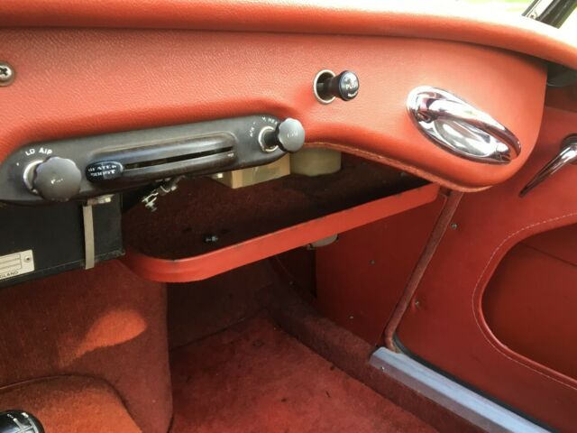 1959 Austin Healey 3000 - photo 12
