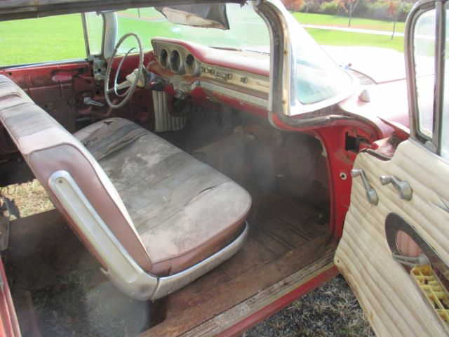 1959 Pontiac Bonneville - photo 6