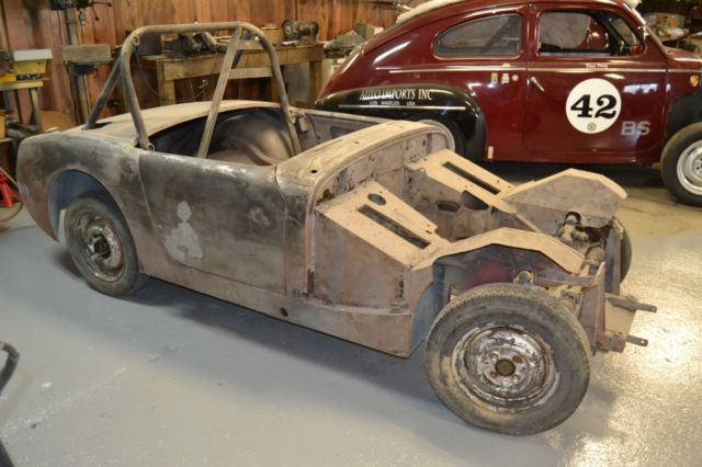 1959 Austin Healey Sprite Vintage Race Car - photo 2