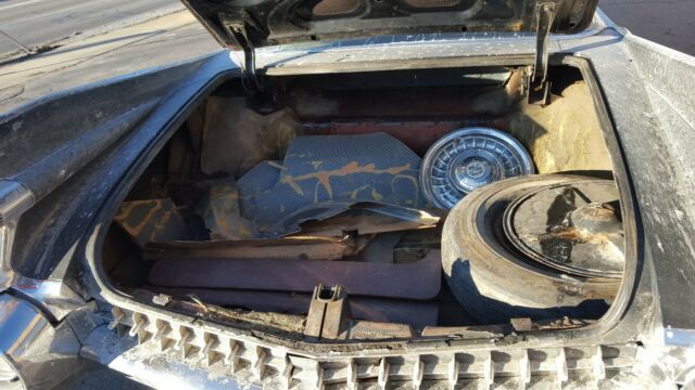 1959 Cadillac DeVille Sedan - photo 12