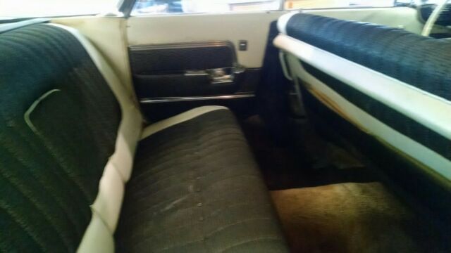 1959 Cadillac DeVille Sedan - photo 9