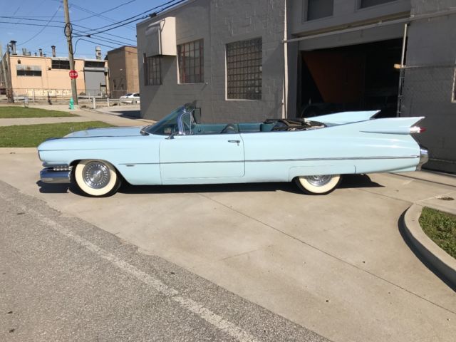1959 Cadillac DeVille - photo 2