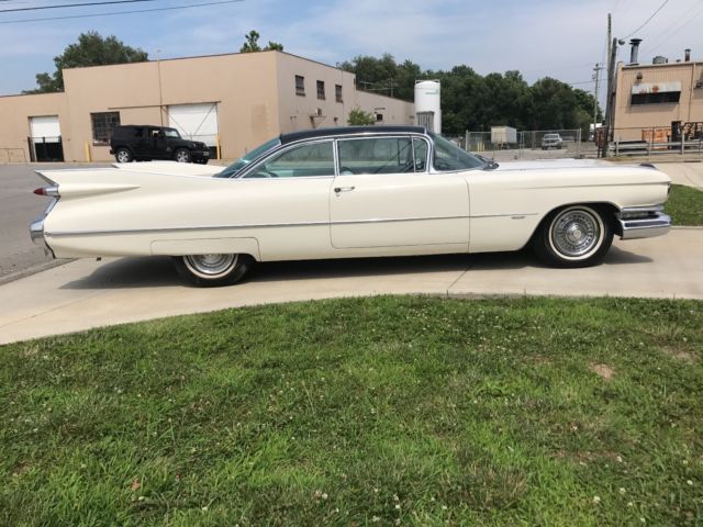 1959 Cadillac Series 62 Base - photo 10