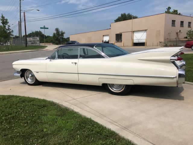 1959 Cadillac Series 62 Base - photo 4