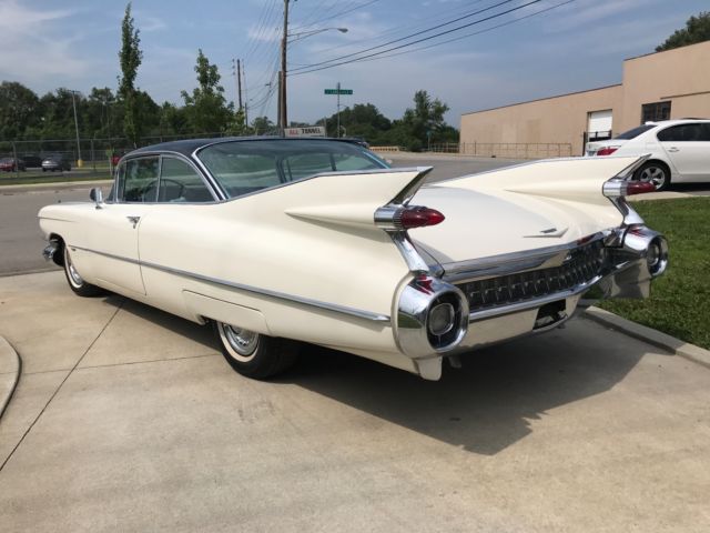 1959 Cadillac Series 62 Base - photo 5