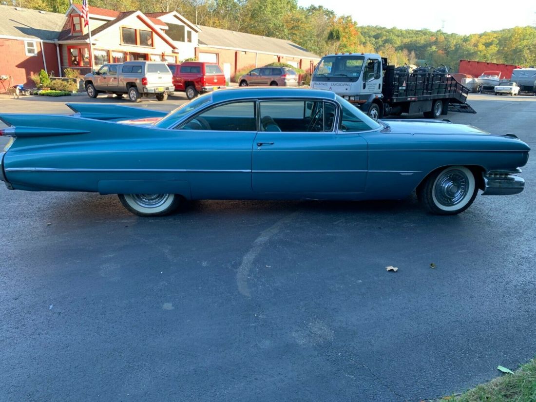 1959 Cadillac DeVille - photo 2