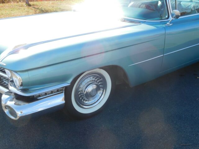 1959 Cadillac DeVille - photo 2