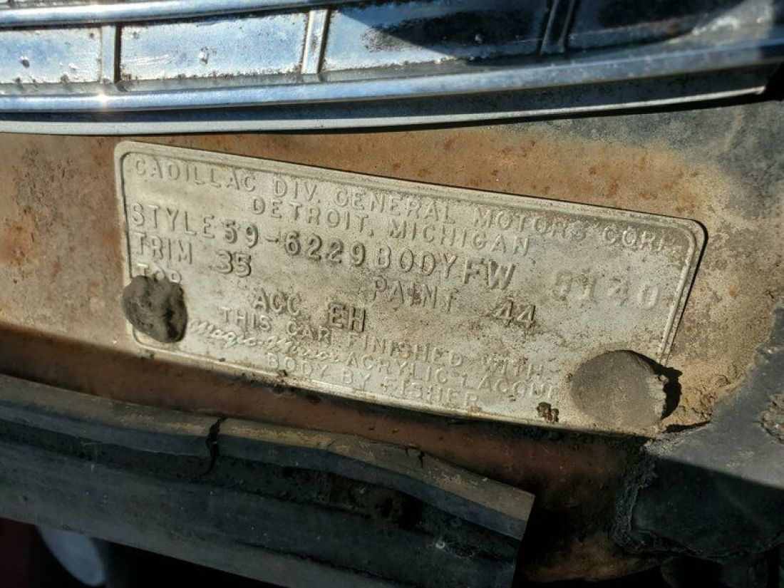 1959 Cadillac DeVille 4dr Hardtop - photo 12