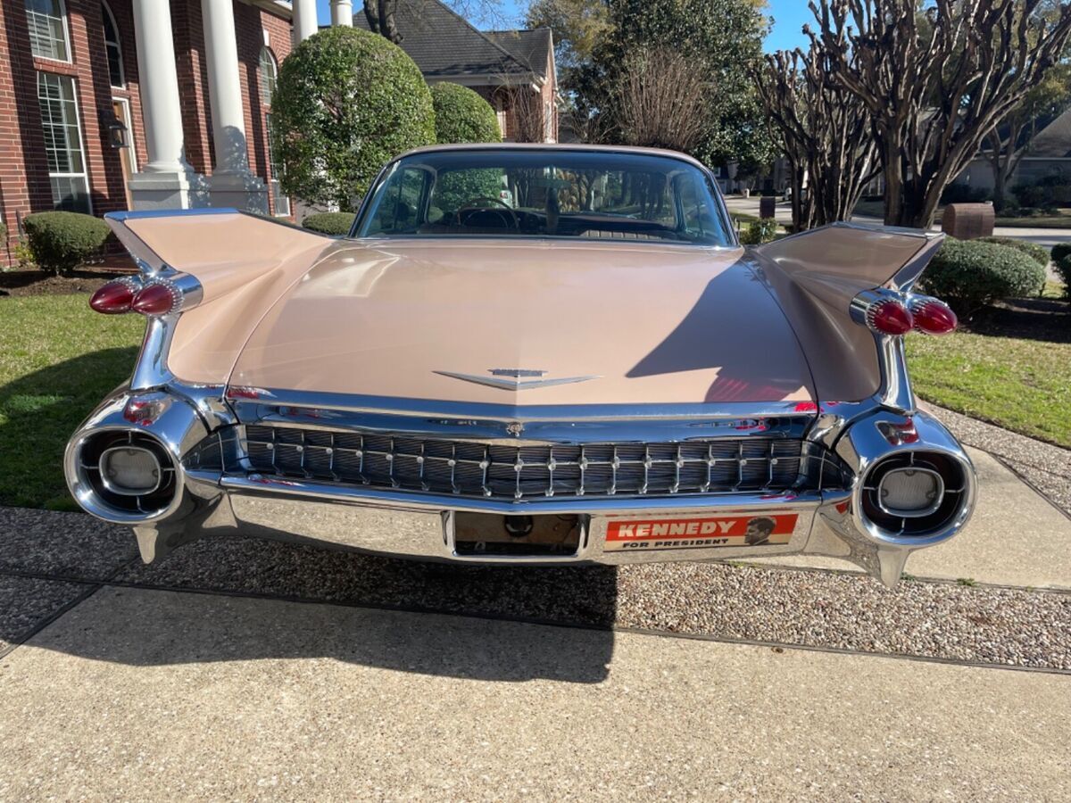 1959 Cadillac DeVille - photo 2