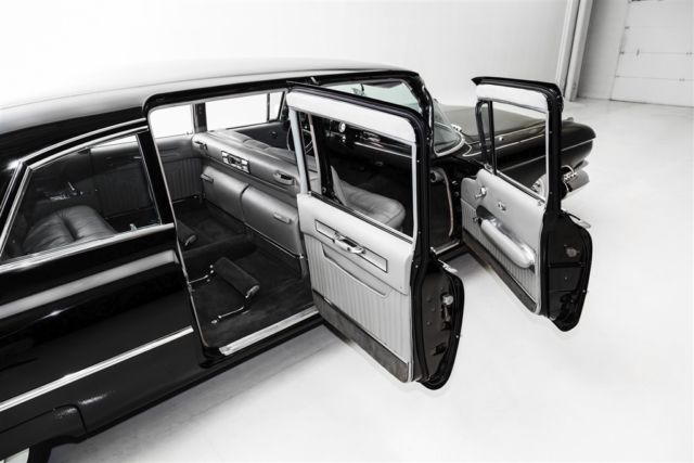 1959 Cadillac Fleetwood RARE Leather - photo 4