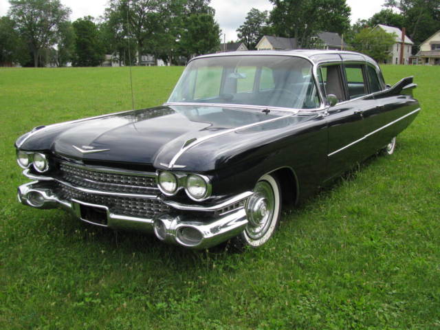 1959 Cadillac Fleetwood - photo 2