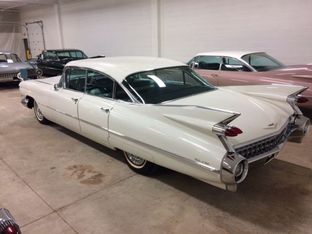 1959 Cadillac DeVille - photo 2
