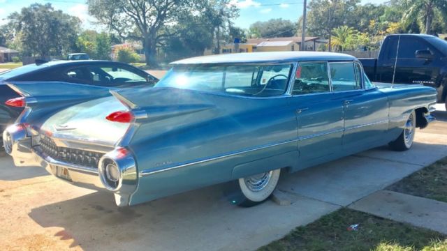 1959 Cadillac DeVille saden - photo 5