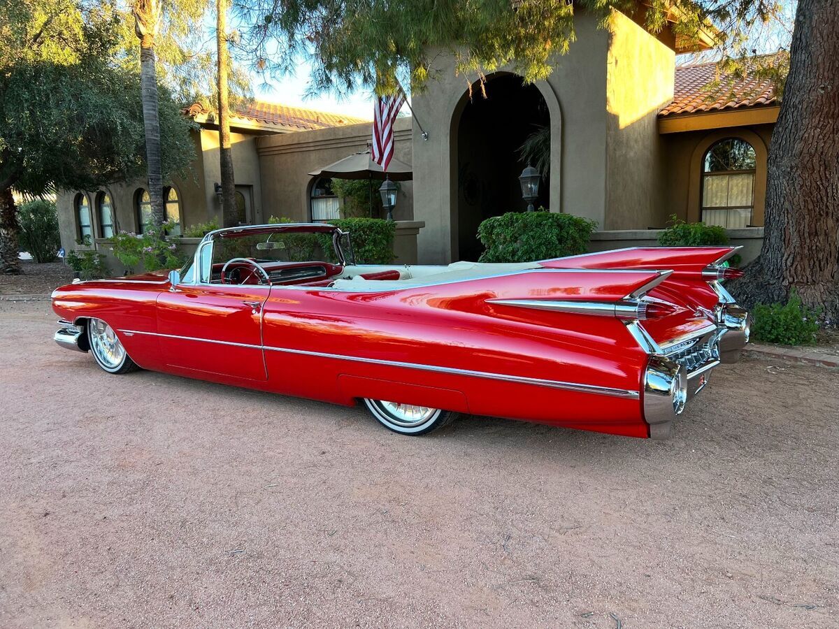 1959 Cadillac Series 62 Convertible - photo 2