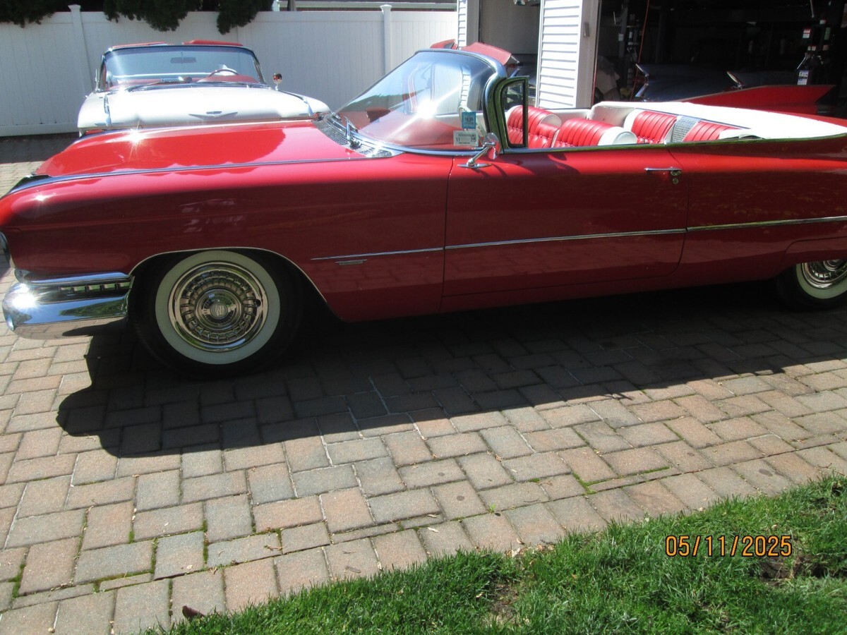 1959 Cadillac series 62 convertible - photo 2