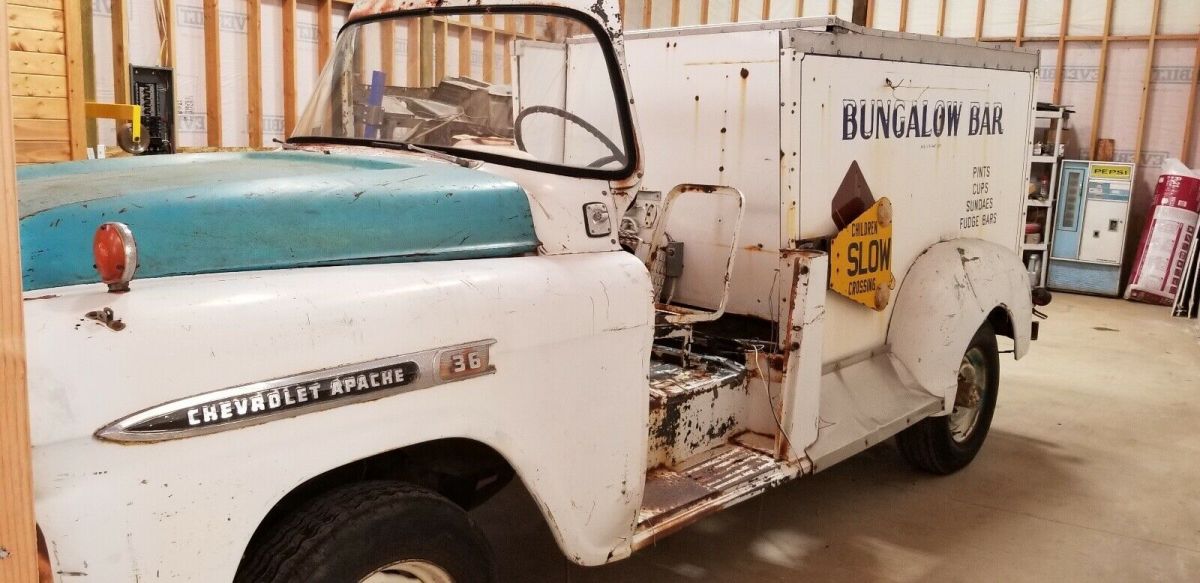 1958 Chevrolet Apache - photo 2