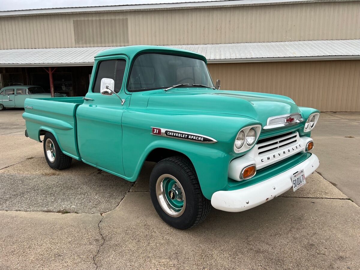 1959 Chevrolet Apache - photo 2