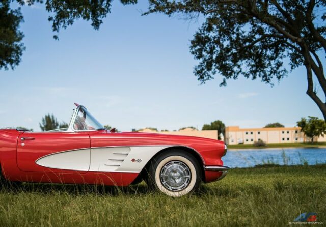 1959 Chevrolet Corvette -- - photo 3