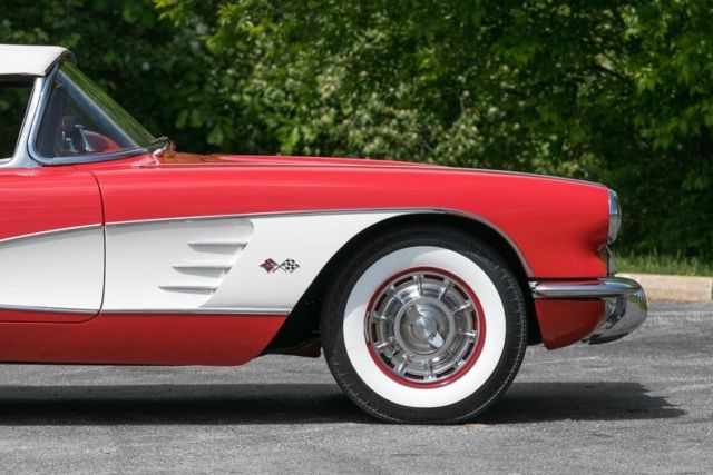 1959 Chevrolet Corvette 2 Tops and Automatic Transmission - photo 12