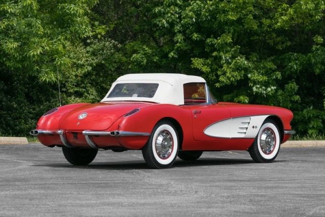 1959 Chevrolet Corvette 2 Tops and Automatic Transmission - photo 9
