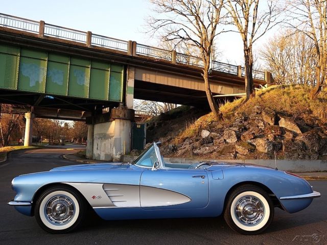 1959 Chevrolet Corvette - photo 3