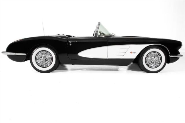 1959 Chevrolet Corvette Black 4-speed, 2 tops - photo 2