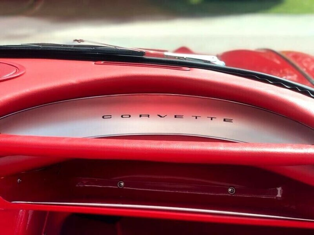 1959 Chevrolet Corvette 2dr Convertible - photo 10