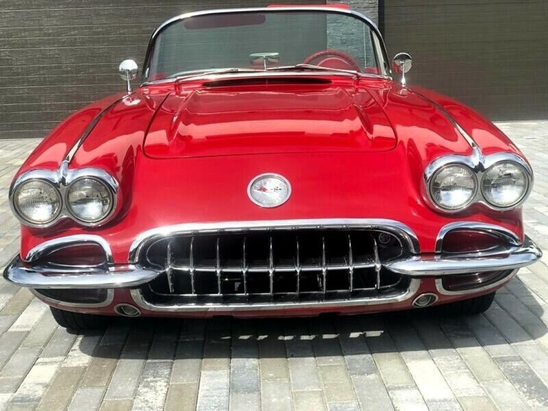 1959 Chevrolet Corvette 2dr Convertible - photo 2