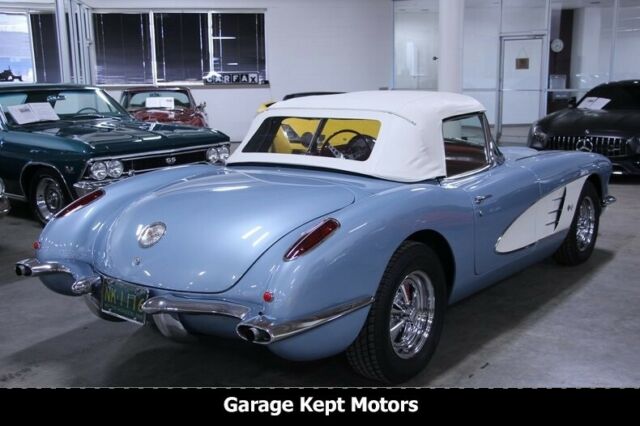 1959 Chevrolet Corvette Convertible - photo 10