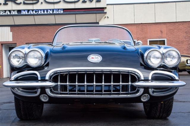 1959 Chevrolet Corvette Jet Black Roadster, 447hp - photo 3