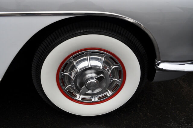 1959 Chevrolet Corvette Inca Silver Red Interior Beautifully Restored Road - photo 10