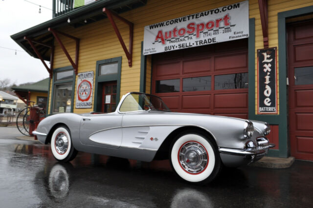 1959 Chevrolet Corvette Inca Silver Red Interior Beautifully Restored Road - photo 2