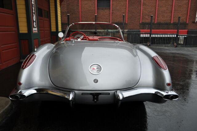 1959 Chevrolet Corvette Inca Silver Red Interior Beautifully Restored Road - photo 5