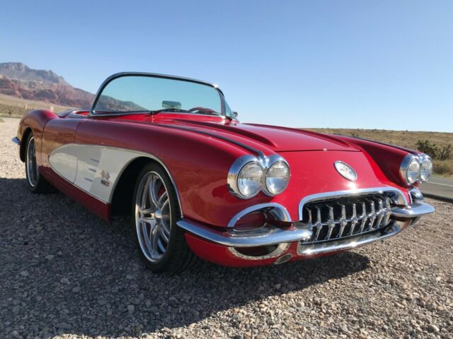 1959 Chevrolet Corvette Roadster - photo 2