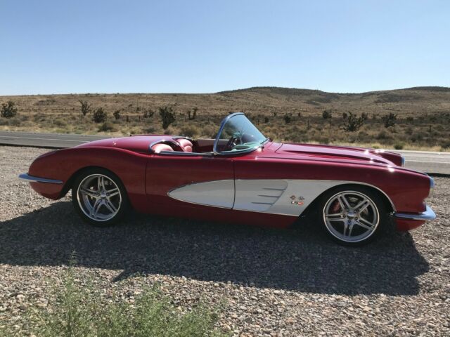1959 Chevrolet Corvette Roadster - photo 3