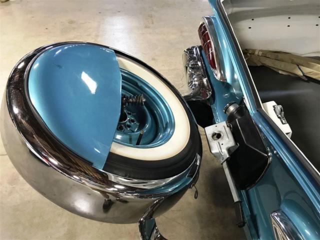 1959 Chevrolet Impala Continental Kit - photo 12