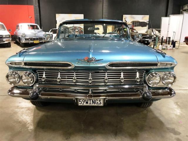 1959 Chevrolet Impala Continental Kit - photo 2