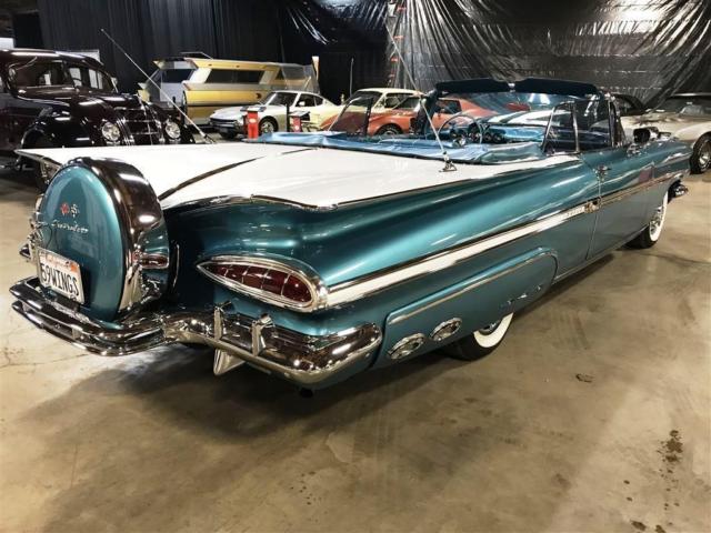 1959 Chevrolet Impala Continental Kit - photo 4