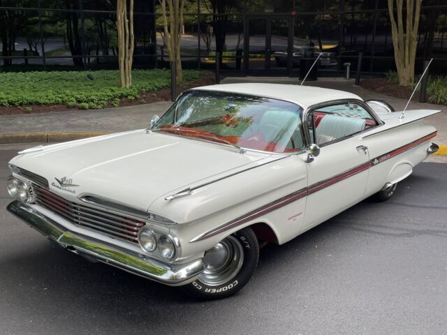 1959 Chevrolet Impala Coupe White RWD Automatic 1959 Chevrolet Impala