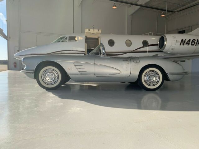 1959 Chevrolet Corvette Corvette Roadster Triple Black - photo 2