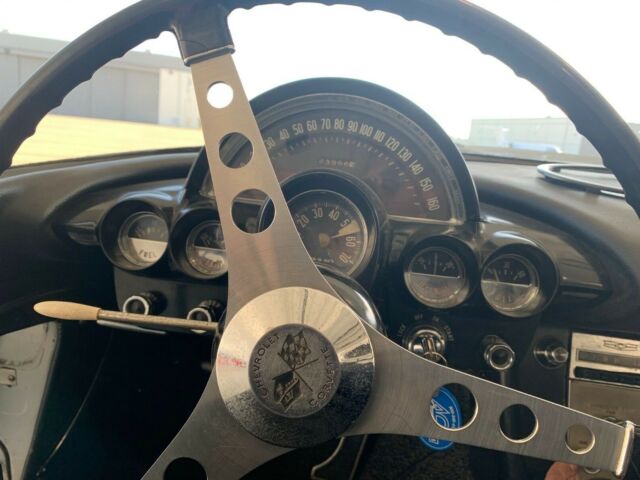 1959 Chevrolet Corvette Corvette Roadster Triple Black - photo 9