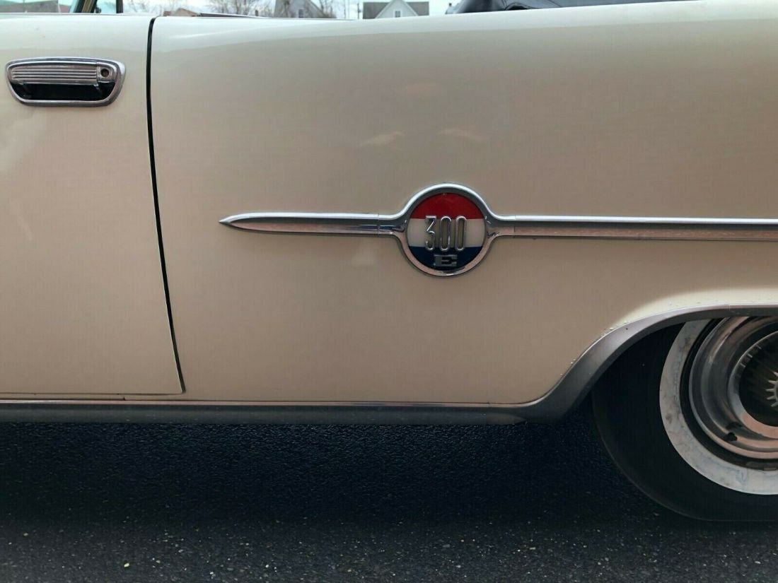 1959 Chrysler 300E E convertible - photo 8