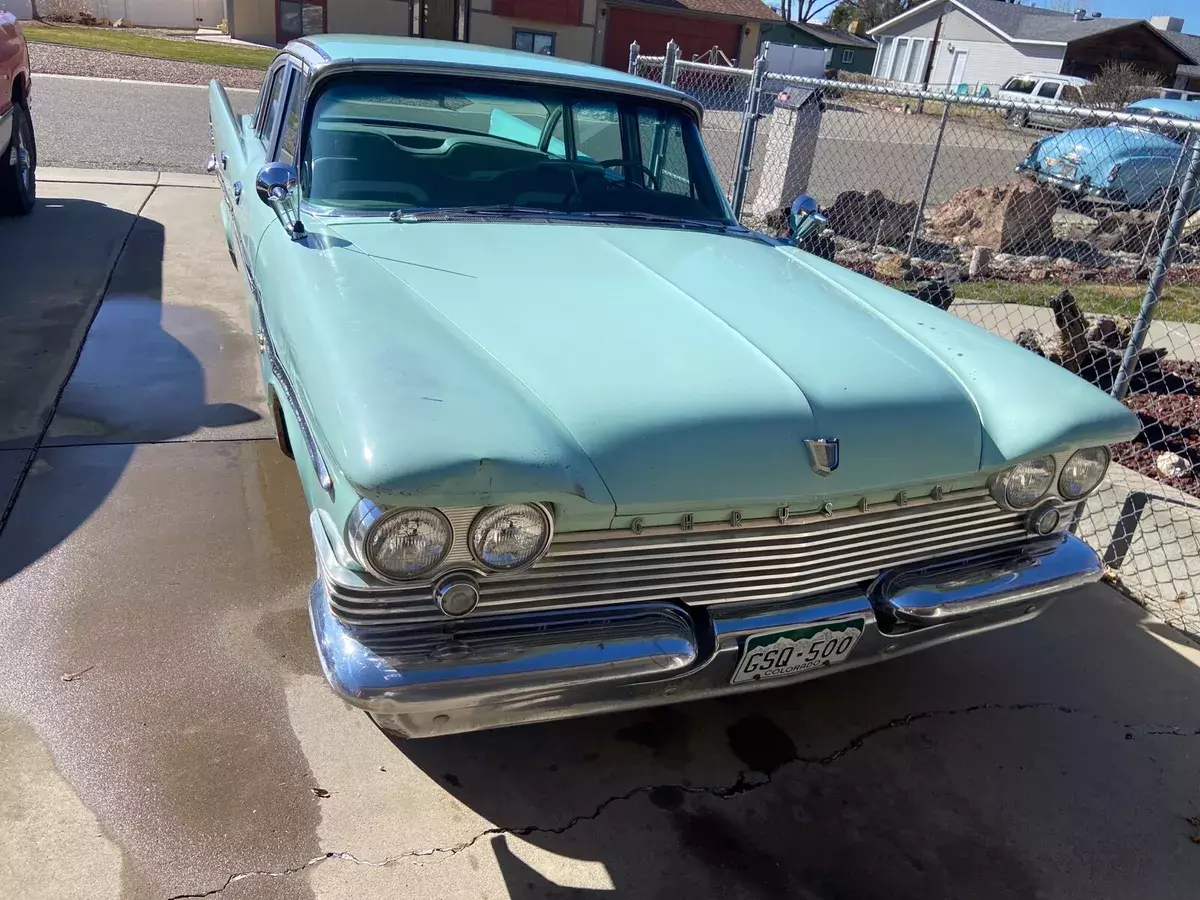 1959 Chrysler Saratoga Sedan Green 1959 Chrysler Saratoga