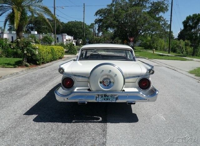 1959 Ford Galaxie Classic survivor showing 20,083 miles - photo 10