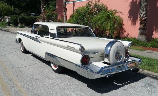 1959 Ford Galaxie Classic survivor showing 20,083 miles - photo 4